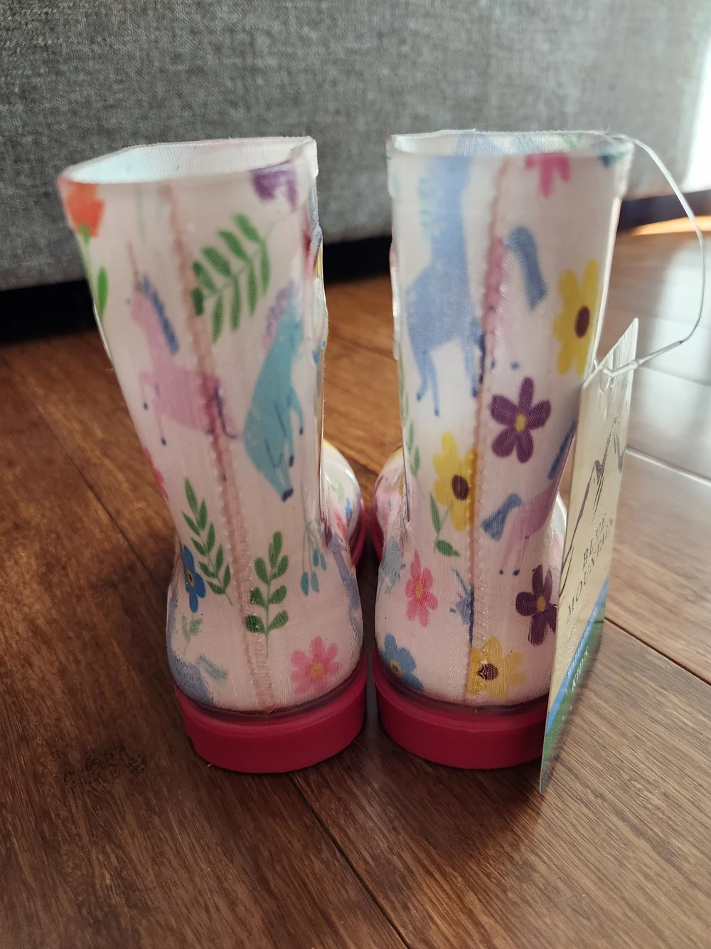NWT Blue Mountain Girls Unicorn And Flowers Colorful Rain Boots Kids, Size 5